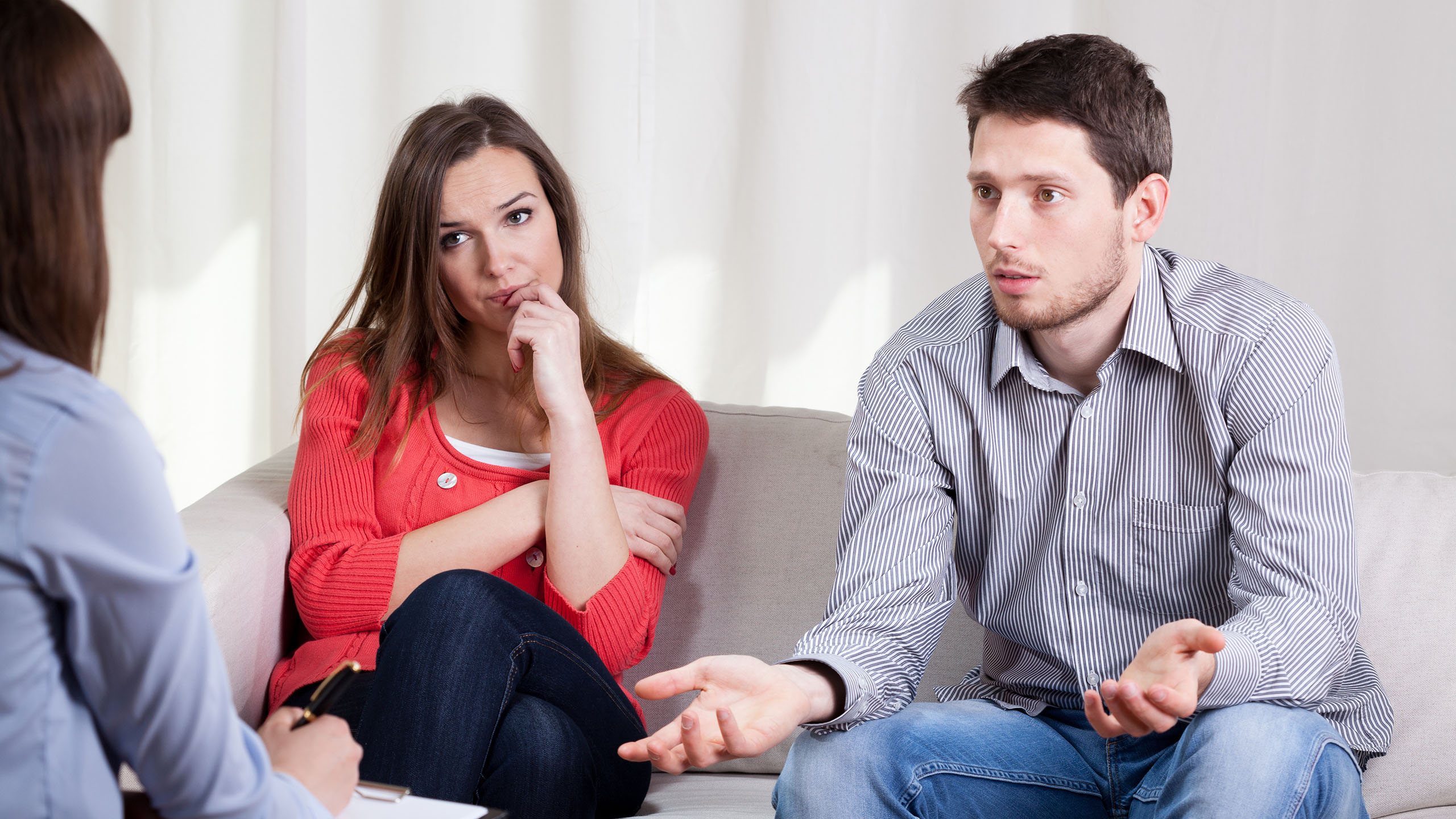 Измена взрослые молодые. Открытые отношения. Пара развод. Измена психолог. Проблемы в отношениях.
